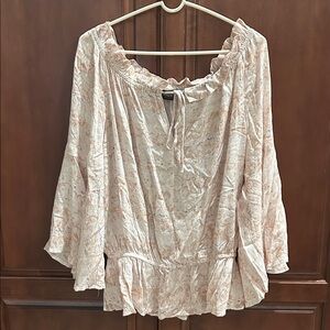 Women's Pale Pink Blouse